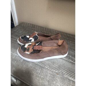 Yellow Box Women's Olevia Cow Print Slip-On Shoe - Moc Toe size 8.5